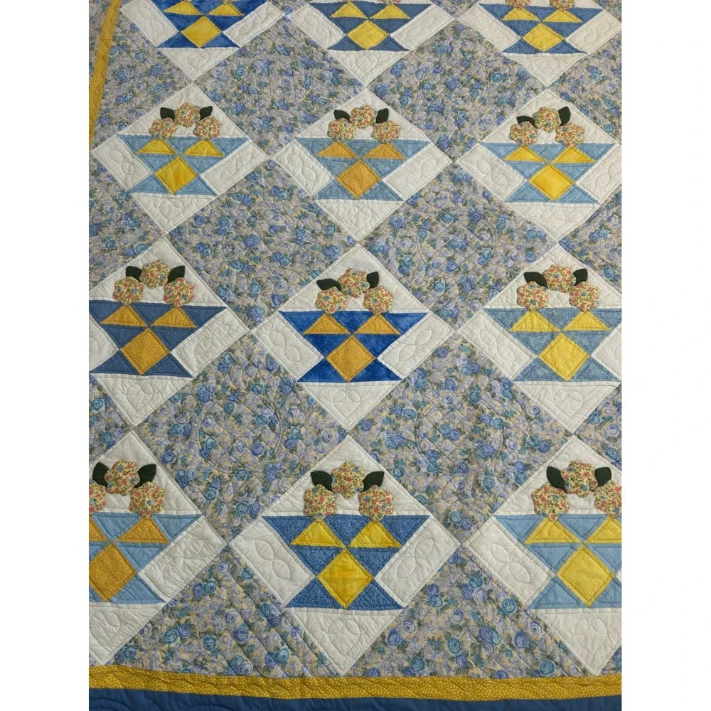 Vintage Handmade‎ Granny Quilt embroidered Floral Blue Yellow Patchwork 72x53